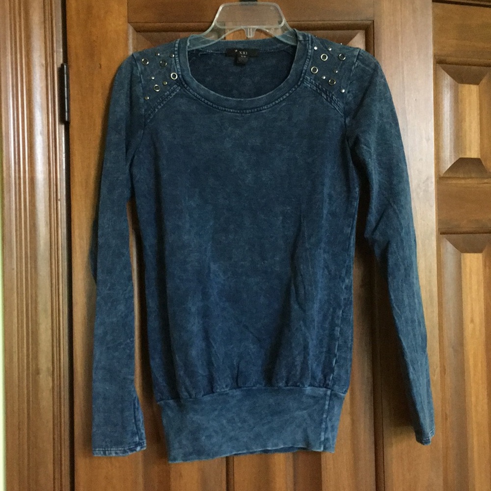 Forever 21 sweater